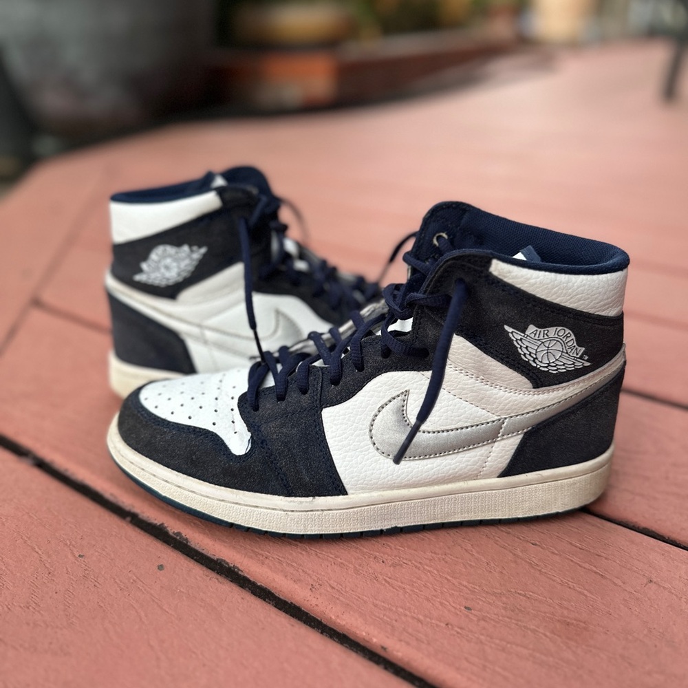 Air Jordan 1 Japan Midnight Navy and Silver